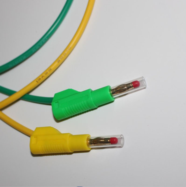 Test Leads with 32A 600V Retractable Stackable 4mm Banana Plug Soldering Type